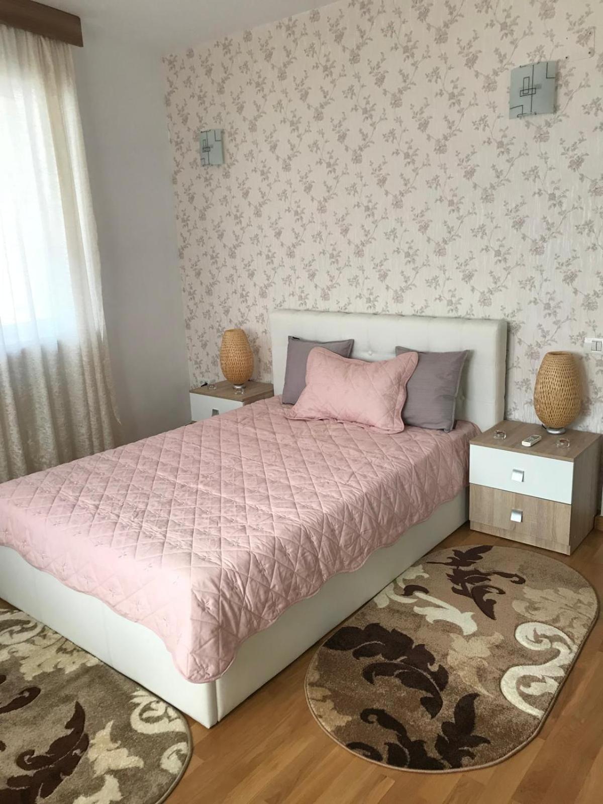 Rainbow Appartment Букурещ Екстериор снимка