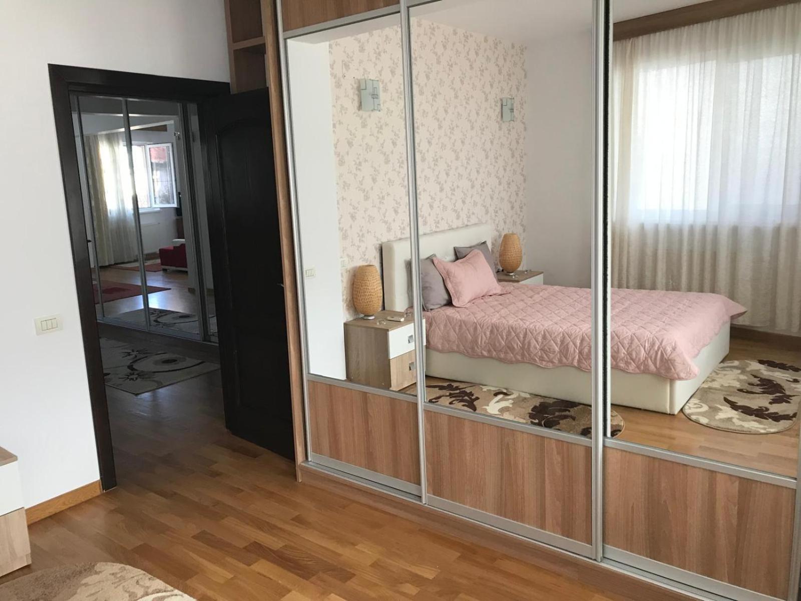 Rainbow Appartment Букурещ Екстериор снимка